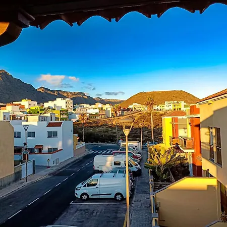 Beautiful 1 Bedroom With Mountain View Los Silos