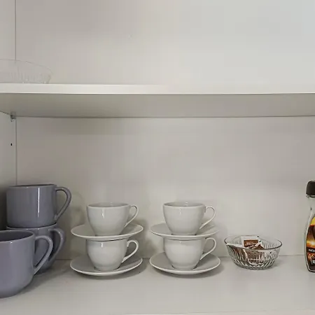 Beautiful 1 Bedroom With Mountain View شقة *